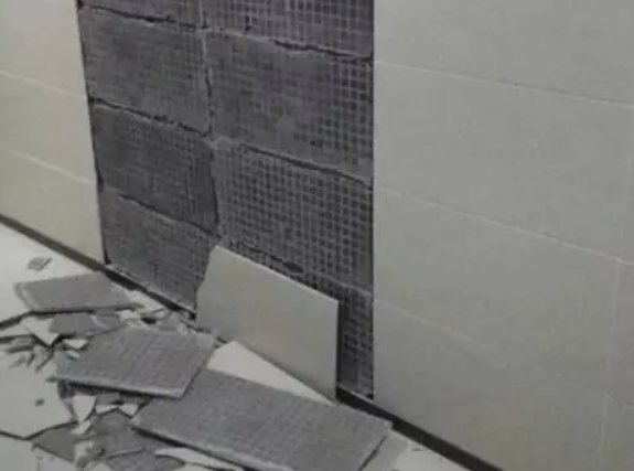 周宁瓷砖空鼓维修公司分享下周宁墙砖松动维修的知识